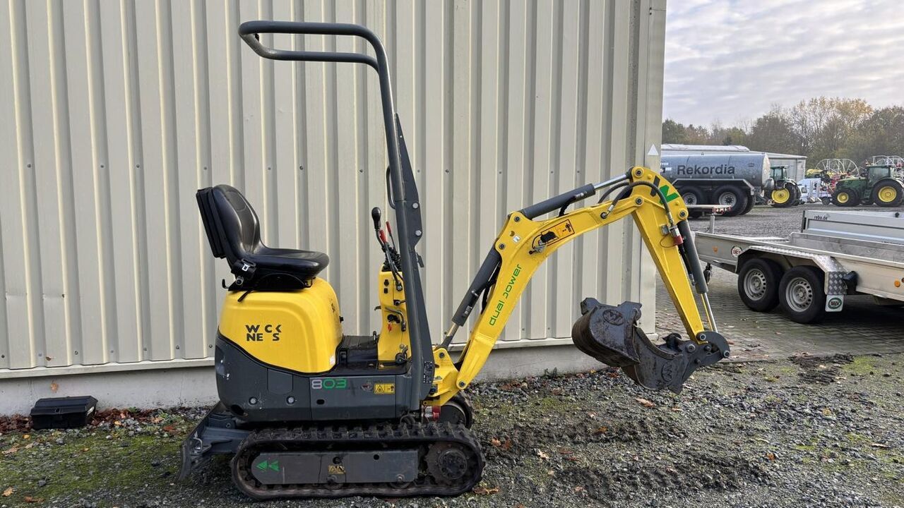 Wacker 803 - Ekskavator mini: gambar 1 Wacker 803 - Ekskavator mini: gambar 1