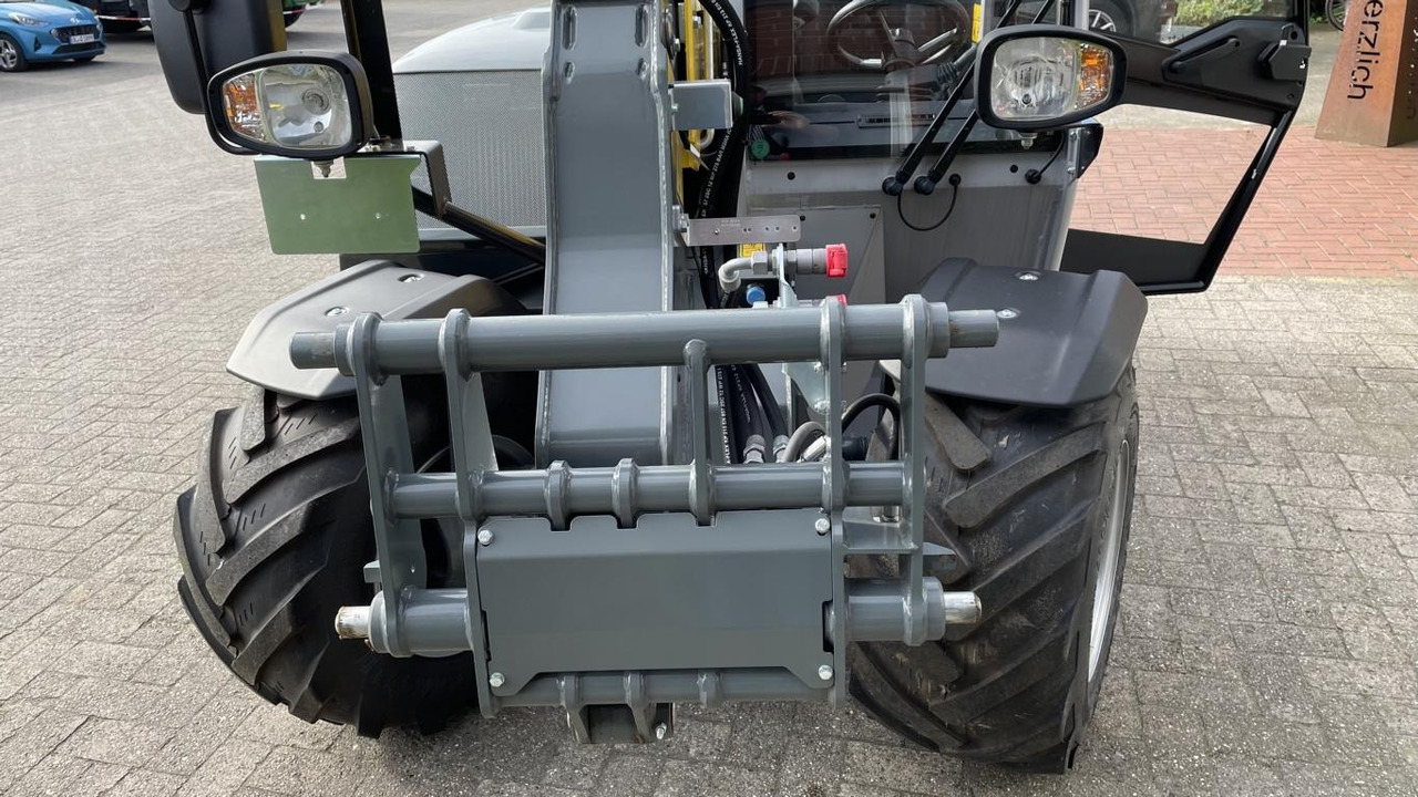 Loader konstruksi baru Wacker TH 412: gambar 17