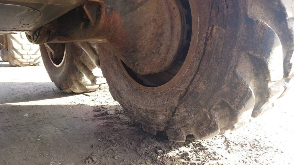 Komatsu 845 - Forwarder: gambar 5 Komatsu 845 - Forwarder: gambar 5