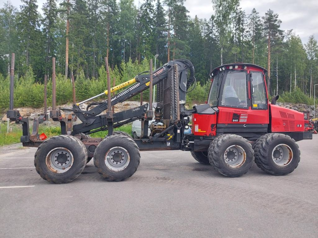 Komatsu 845 - Forwarder: gambar 5 Komatsu 845 - Forwarder: gambar 5