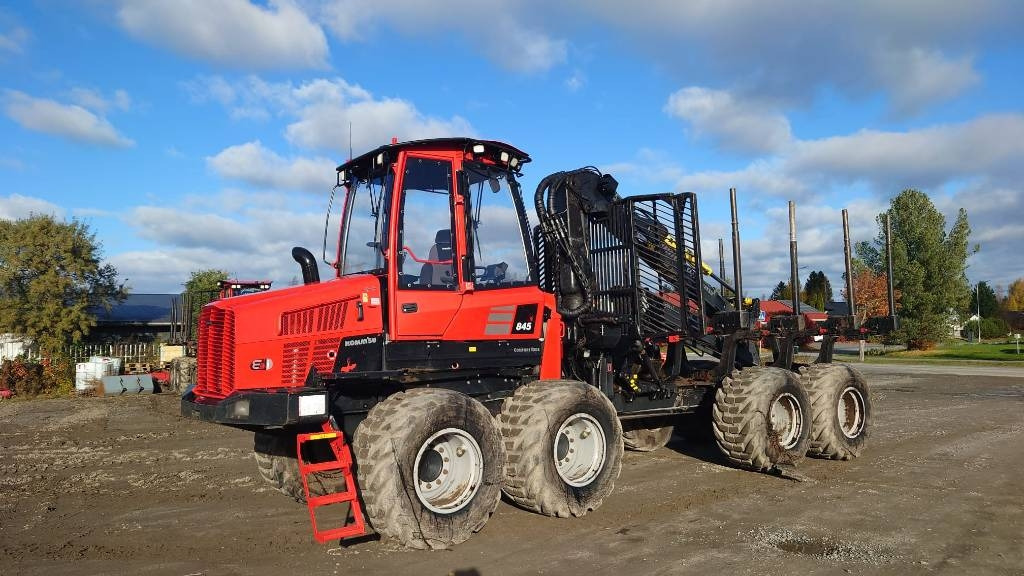 Komatsu 845 - Forwarder: gambar 1 Komatsu 845 - Forwarder: gambar 1
