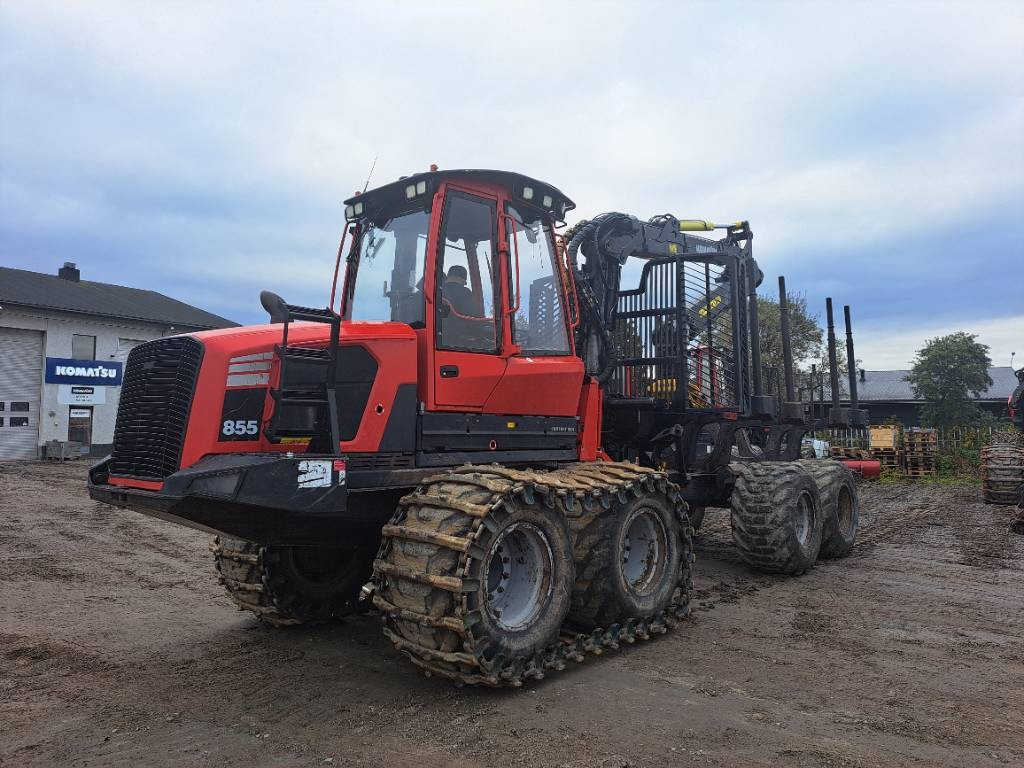 Komatsu 855 - Forwarder: gambar 1 Komatsu 855 - Forwarder: gambar 1