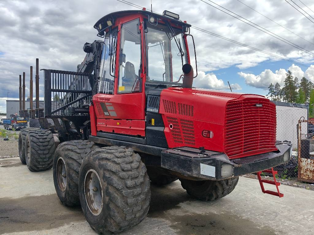 Komatsu 865 - Forwarder: gambar 2 Komatsu 865 - Forwarder: gambar 2