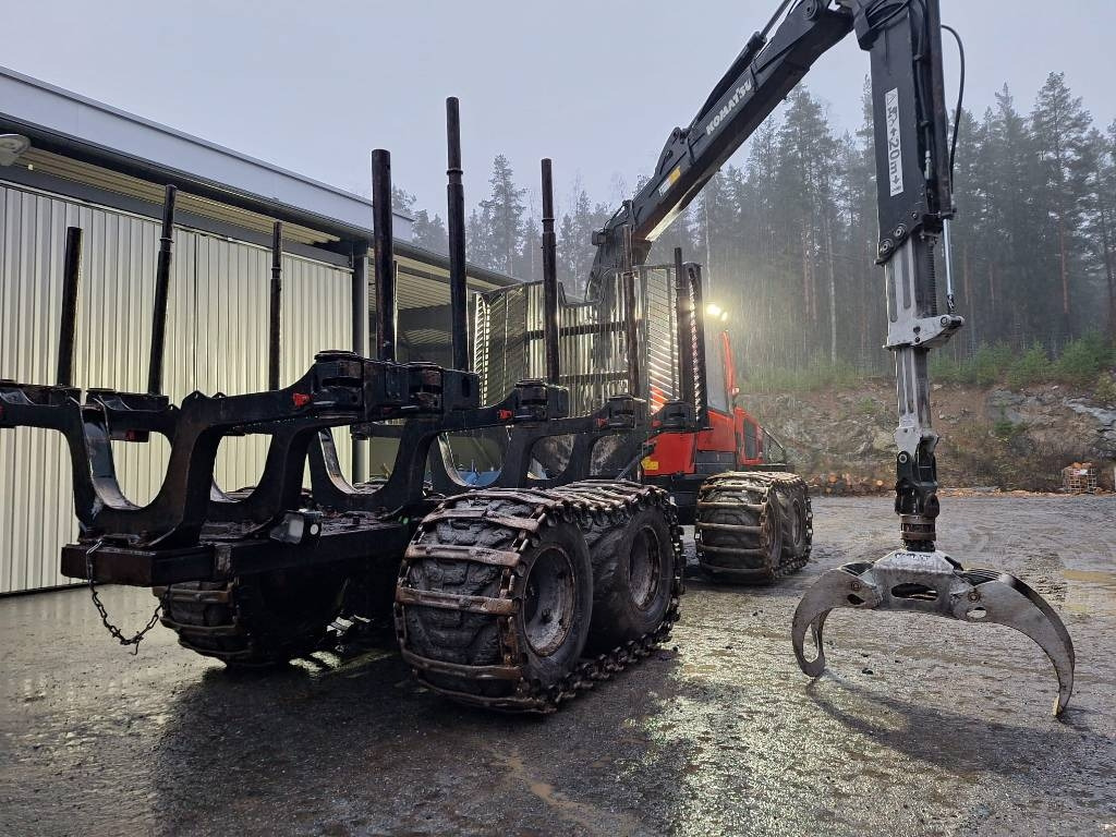 Komatsu 875 - Forwarder: gambar 3 Komatsu 875 - Forwarder: gambar 3