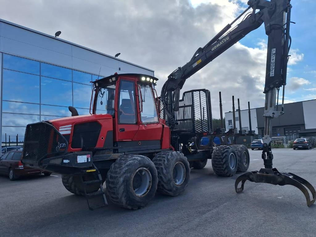 Komatsu 875 - Forwarder: gambar 2 Komatsu 875 - Forwarder: gambar 2