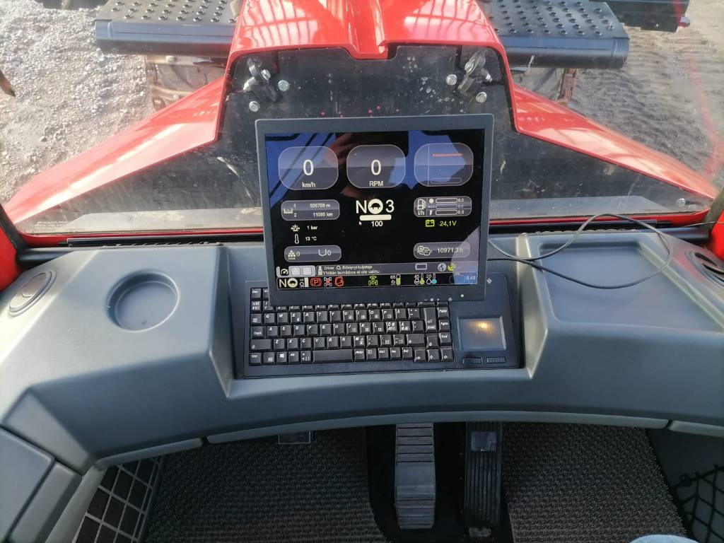 Komatsu 875 - Forwarder: gambar 4 Komatsu 875 - Forwarder: gambar 4