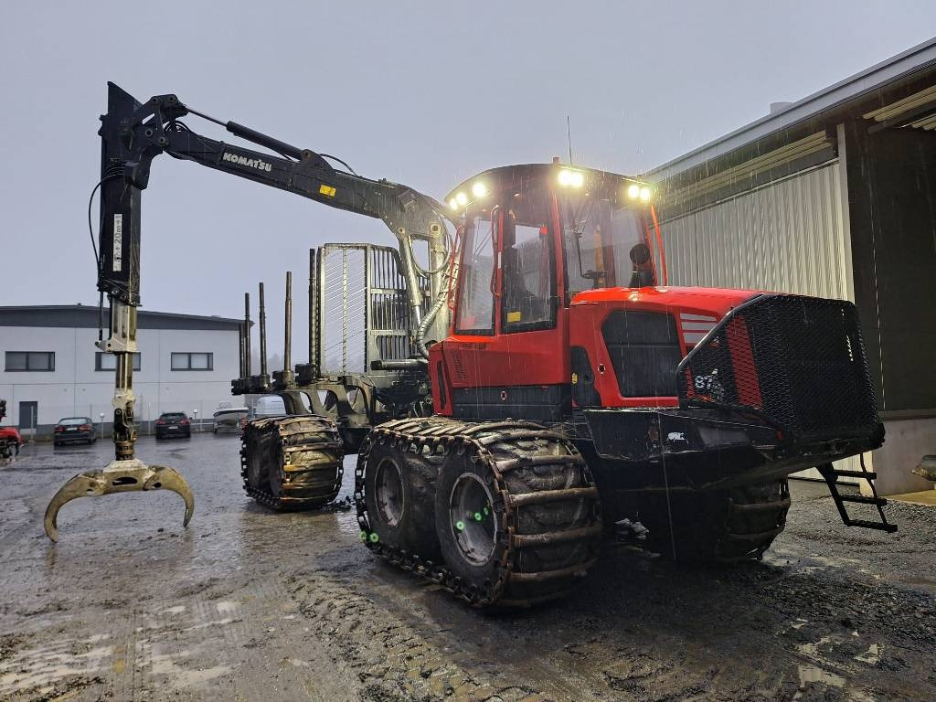 Komatsu 875 - Forwarder: gambar 1 Komatsu 875 - Forwarder: gambar 1