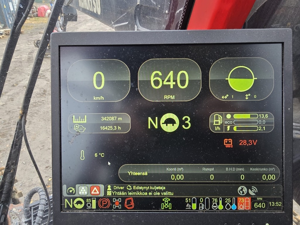 Komatsu 901.5 - Peralatan pemanen: gambar 3 Komatsu 901.5 - Peralatan pemanen: gambar 3