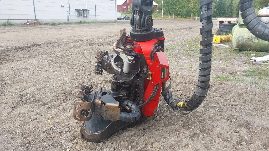 Komatsu 901 - Peralatan pemanen: gambar 5 Komatsu 901 - Peralatan pemanen: gambar 5