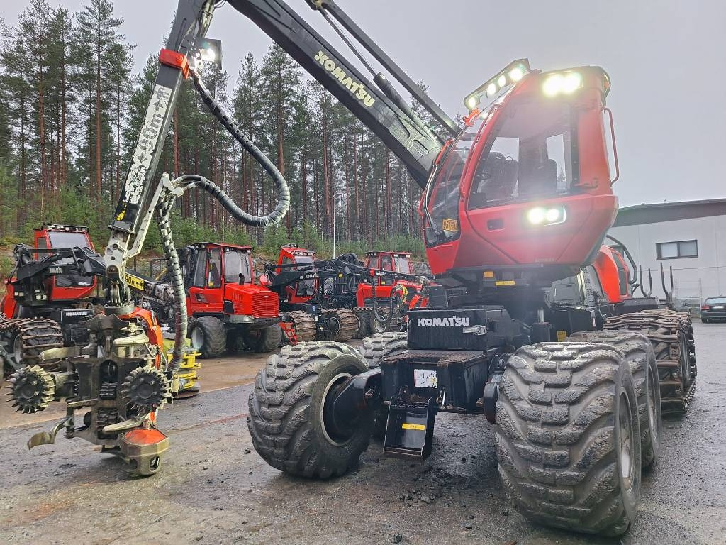 Komatsu 901 XC - Peralatan pemanen: gambar 2 Komatsu 901 XC - Peralatan pemanen: gambar 2