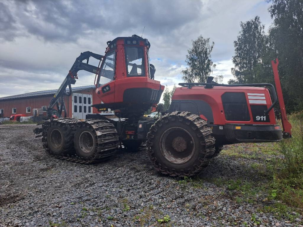 Komatsu 911 - Peralatan pemanen: gambar 1 Komatsu 911 - Peralatan pemanen: gambar 1