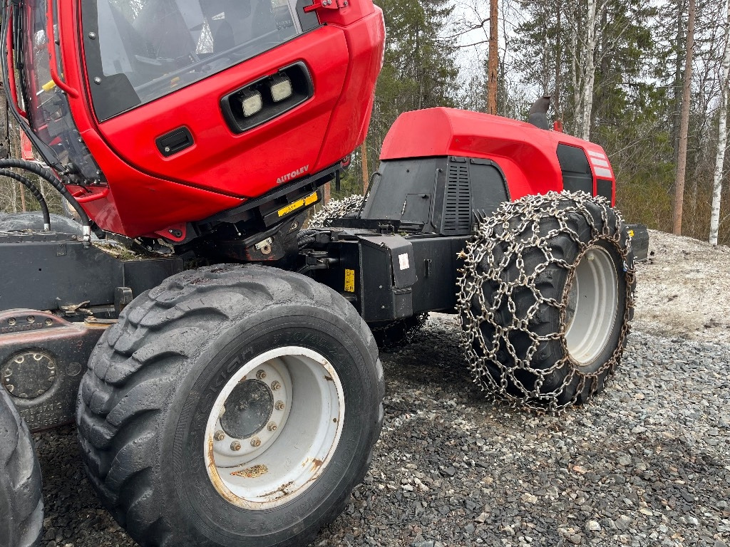 Komatsu 911 - Peralatan pemanen: gambar 5 Komatsu 911 - Peralatan pemanen: gambar 5