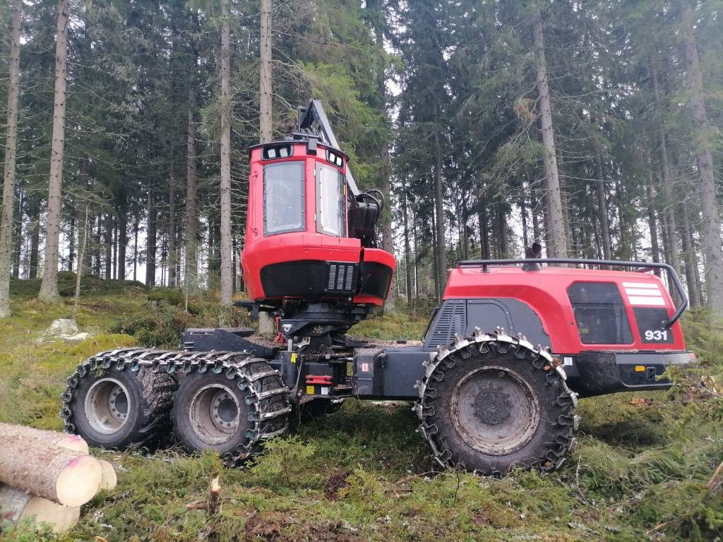 Komatsu 931 - Peralatan pemanen: gambar 2 Komatsu 931 - Peralatan pemanen: gambar 2