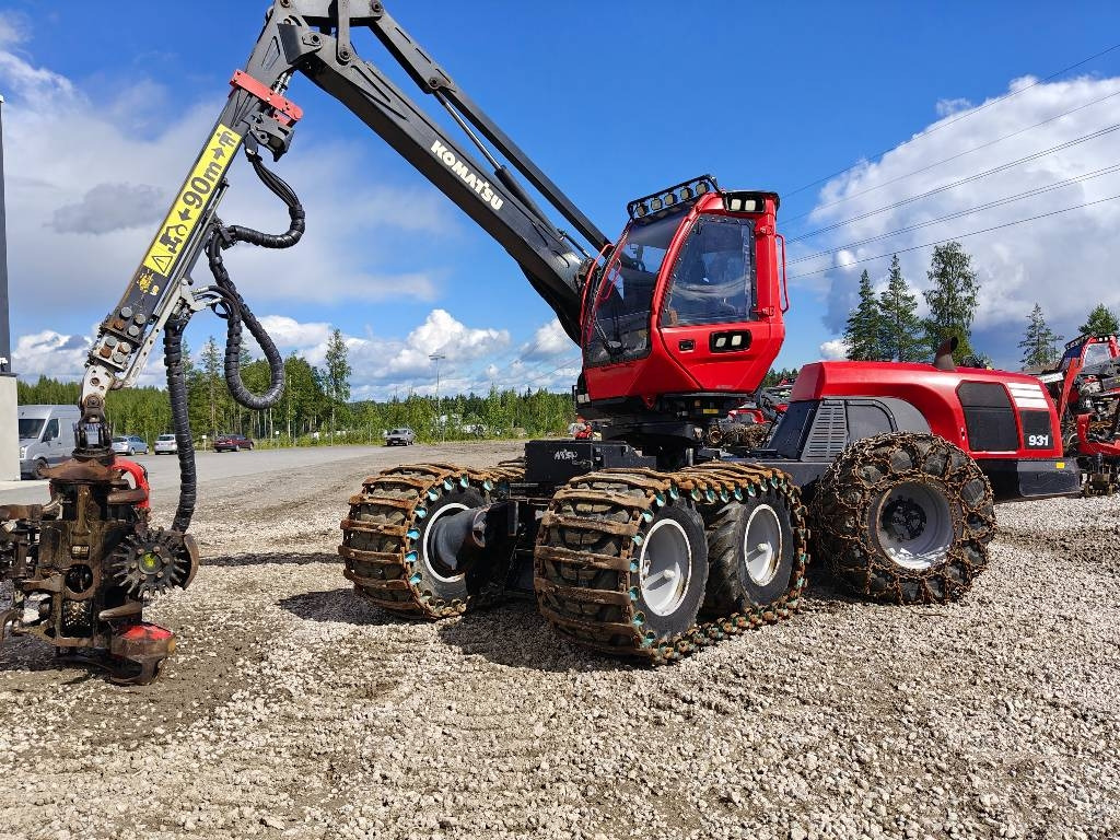Komatsu 931  - Peralatan pemanen: gambar 1 Komatsu 931  - Peralatan pemanen: gambar 1