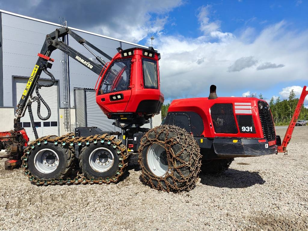 Komatsu 931  - Peralatan pemanen: gambar 2 Komatsu 931  - Peralatan pemanen: gambar 2
