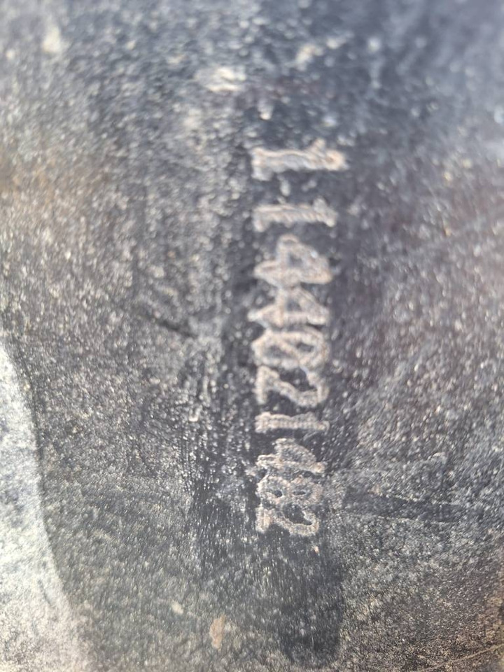 Peralatan pemanen Komatsu 931 XC: gambar 11 Peralatan pemanen Komatsu 931 XC: gambar 11