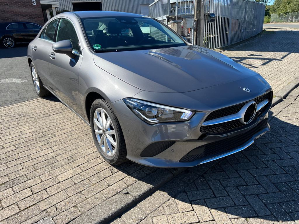 Mercedes-Benz CLA 180 4.500 KM NAVI-LED - Grosse Bildschirm - Mobil: gambar 1 Mercedes-Benz CLA 180 4.500 KM NAVI-LED - Grosse Bildschirm - Mobil: gambar 1