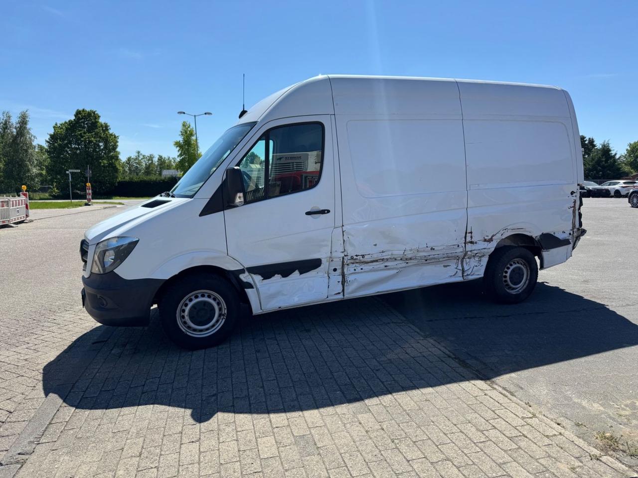 Mercedes-Benz Sprinter 316 CDI KASTEN L+H 107.000KM AHK 3,5T - Van panel: gambar 4 Mercedes-Benz Sprinter 316 CDI KASTEN L+H 107.000KM AHK 3,5T - Van panel: gambar 4