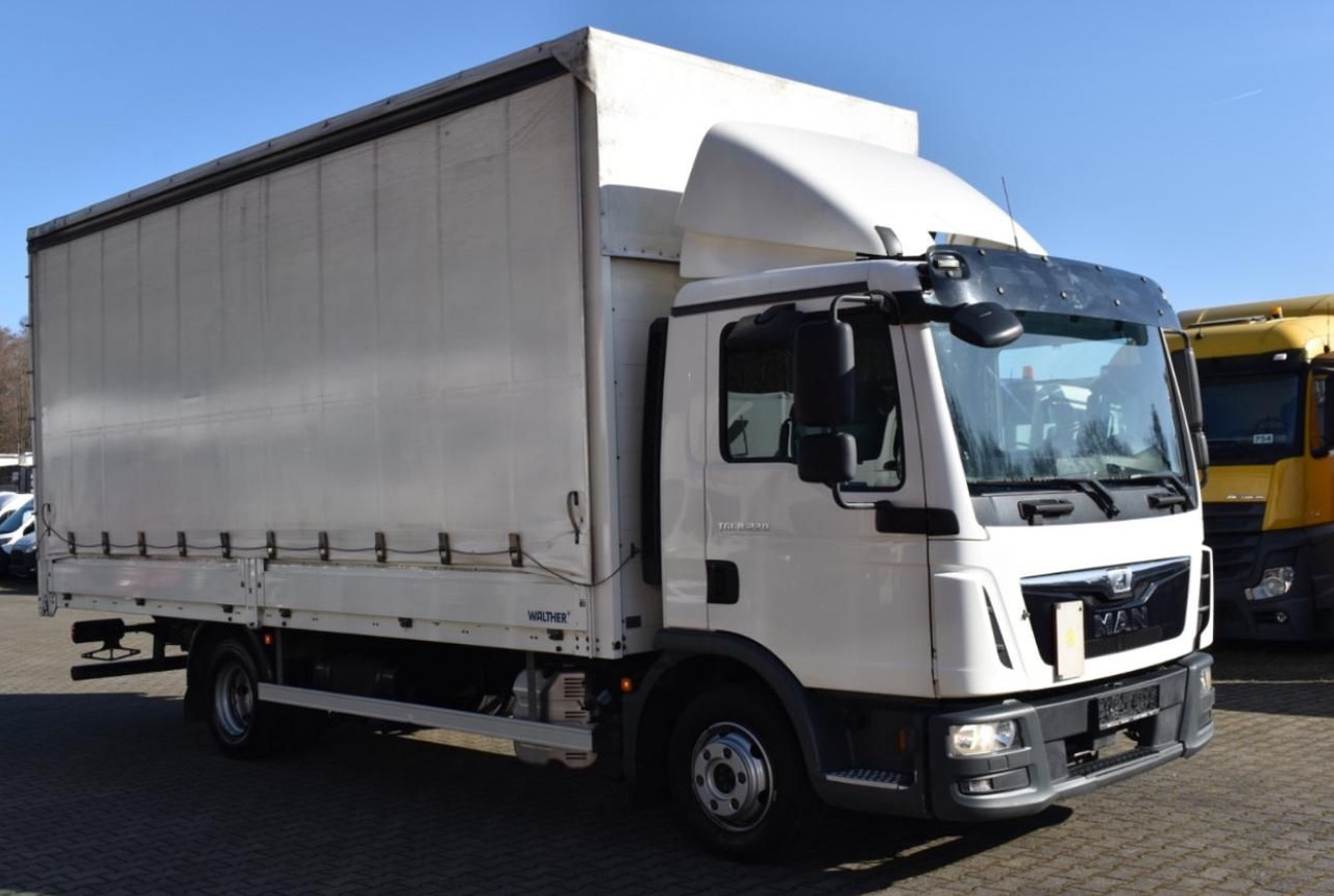 Van dengan terpal samping MAN TGL 8.220 BL Schiebeplane,Navi,AHK,E6: gambar 1