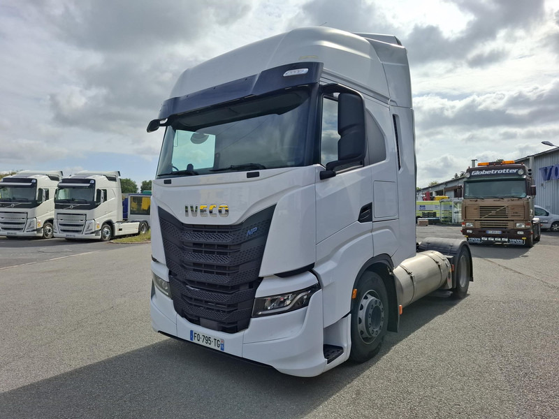 Iveco S-WAY - Tractor head: gambar 1 Iveco S-WAY - Tractor head: gambar 1
