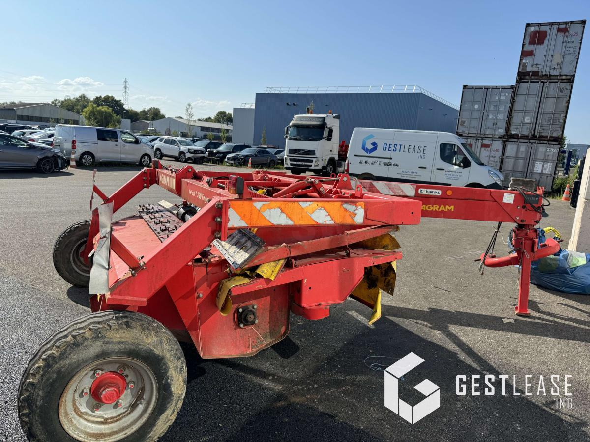 Agram JET CUT T320 FINGER - Mesin pemotong padang rumput: gambar 3 Agram JET CUT T320 FINGER - Mesin pemotong padang rumput: gambar 3