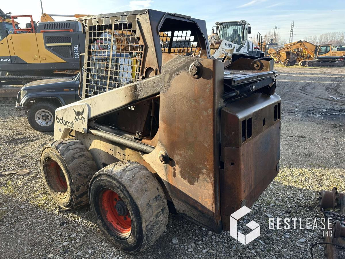 Bobcat 853 - Skid steer: gambar 2 Bobcat 853 - Skid steer: gambar 2