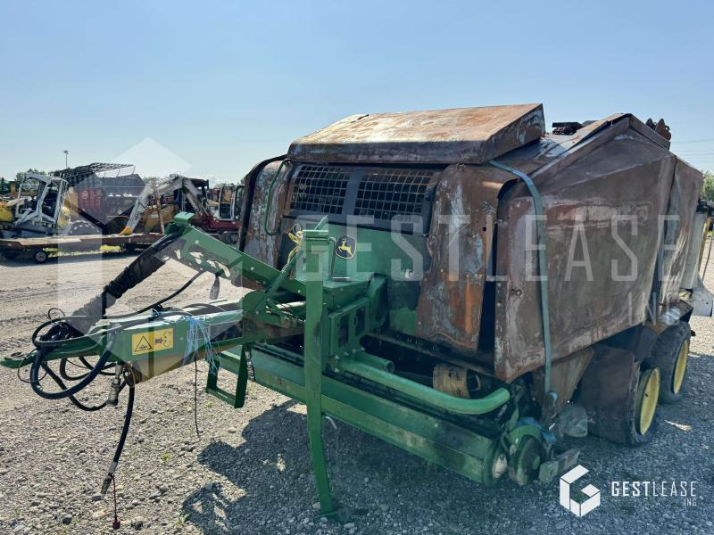 John Deere 744 - Baler bulat: gambar 5 John Deere 744 - Baler bulat: gambar 5