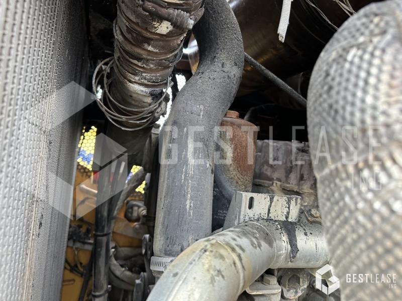 Crawler loader Liebherr LR636: gambar 13 Crawler loader Liebherr LR636: gambar 13