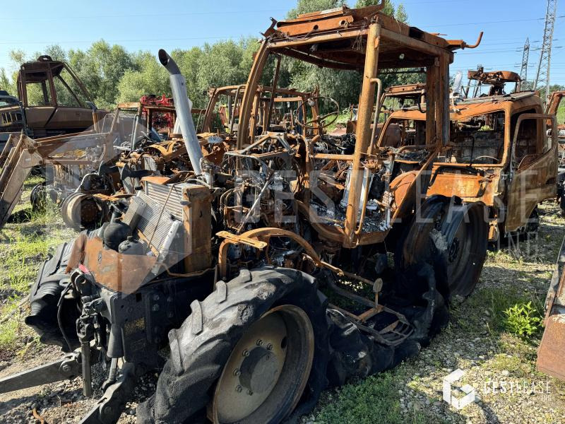 Massey Ferguson 5711 S - Traktor: gambar 2 Massey Ferguson 5711 S - Traktor: gambar 2