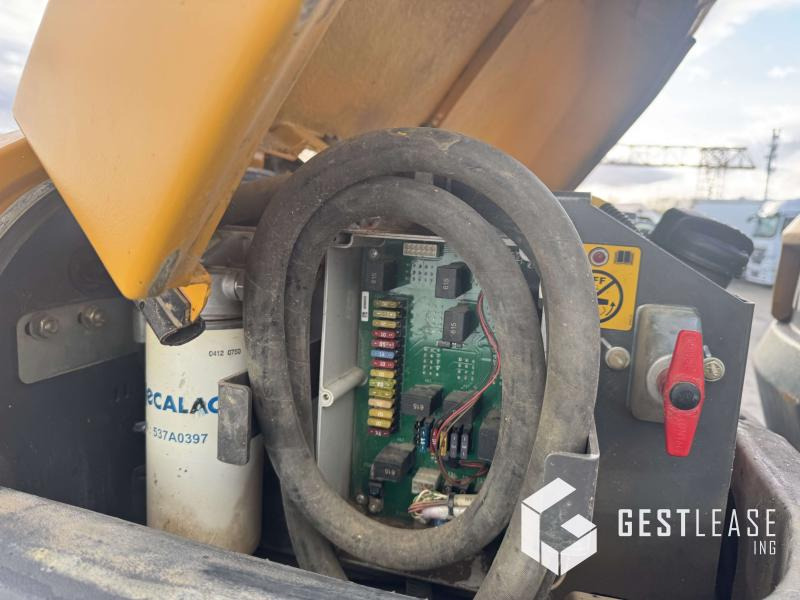 Ekskavator roda Mecalac 12 MTX: gambar 14