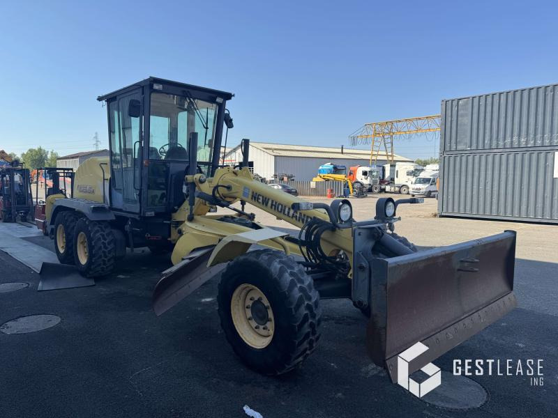New Holland F 106.6 A - Grader: gambar 4 New Holland F 106.6 A - Grader: gambar 4