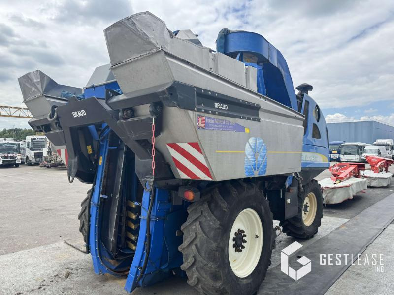 New Holland VL6050 - Mesin pemanen anggur: gambar 3 New Holland VL6050 - Mesin pemanen anggur: gambar 3