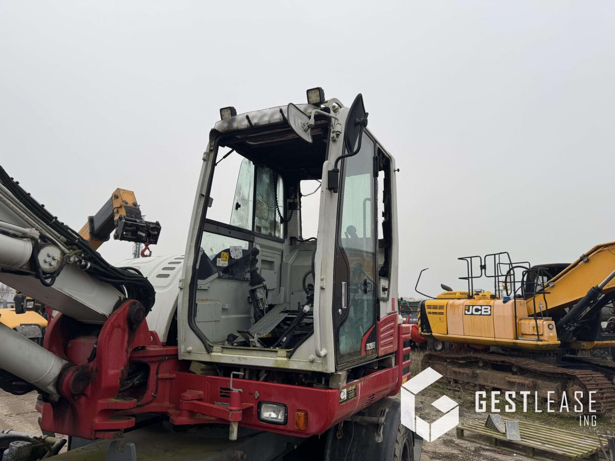 Takeuchi TB295W - Ekskavator roda: gambar 5 Takeuchi TB295W - Ekskavator roda: gambar 5