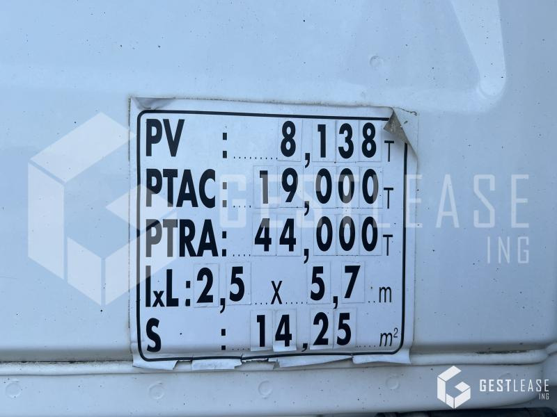 MAN TGX 18.520 - Tractor head: gambar 5 MAN TGX 18.520 - Tractor head: gambar 5