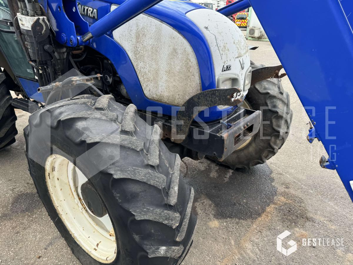 Valtra A72 - Traktor: gambar 5 Valtra A72 - Traktor: gambar 5