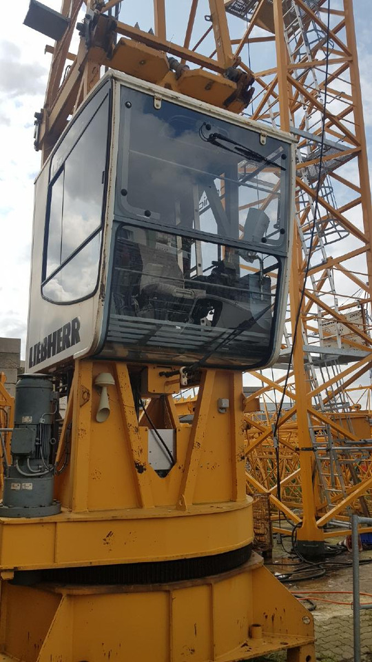 Liebherr 140 EC-H Litronic 2008 - Derek menara: gambar 1 Liebherr 140 EC-H Litronic 2008 - Derek menara: gambar 1