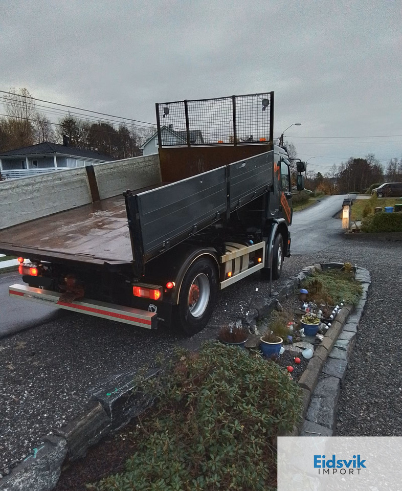 VOLVO EF 340 - Truk jungkit: gambar 3 VOLVO EF 340 - Truk jungkit: gambar 3