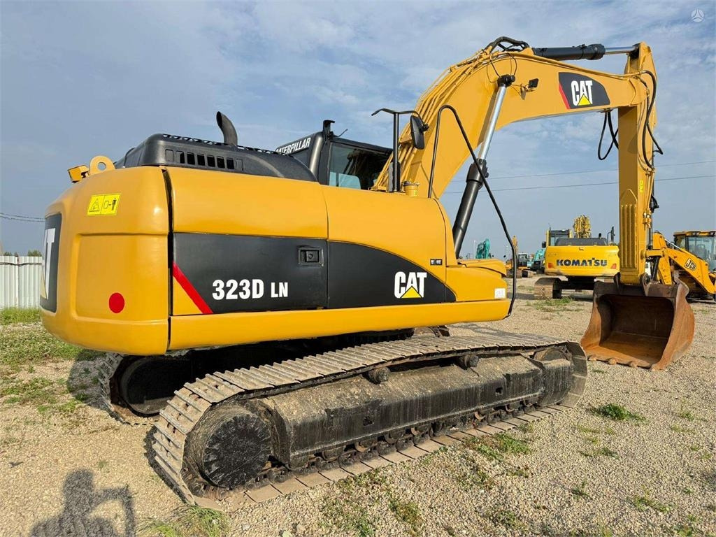 CAT 323 D - Ekskavator perayap: gambar 4 CAT 323 D - Ekskavator perayap: gambar 4