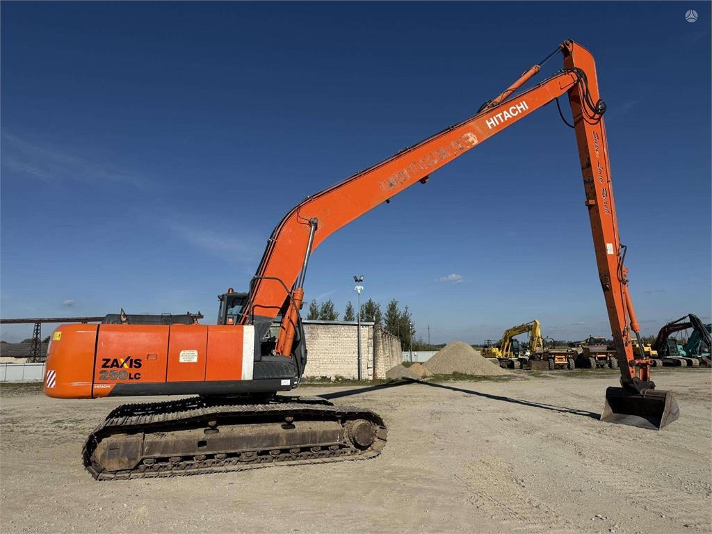 Hitachi ZX 250 LC-3 , 21 M , 800 mm - Ekskavator perayap: gambar 5 Hitachi ZX 250 LC-3 , 21 M , 800 mm - Ekskavator perayap: gambar 5