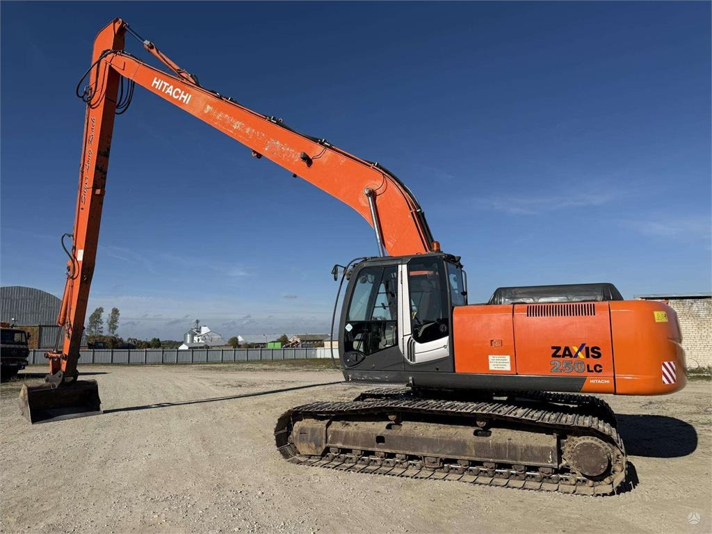 Hitachi ZX 250 LC-3 , 21 M , 800 mm - Ekskavator perayap: gambar 2 Hitachi ZX 250 LC-3 , 21 M , 800 mm - Ekskavator perayap: gambar 2