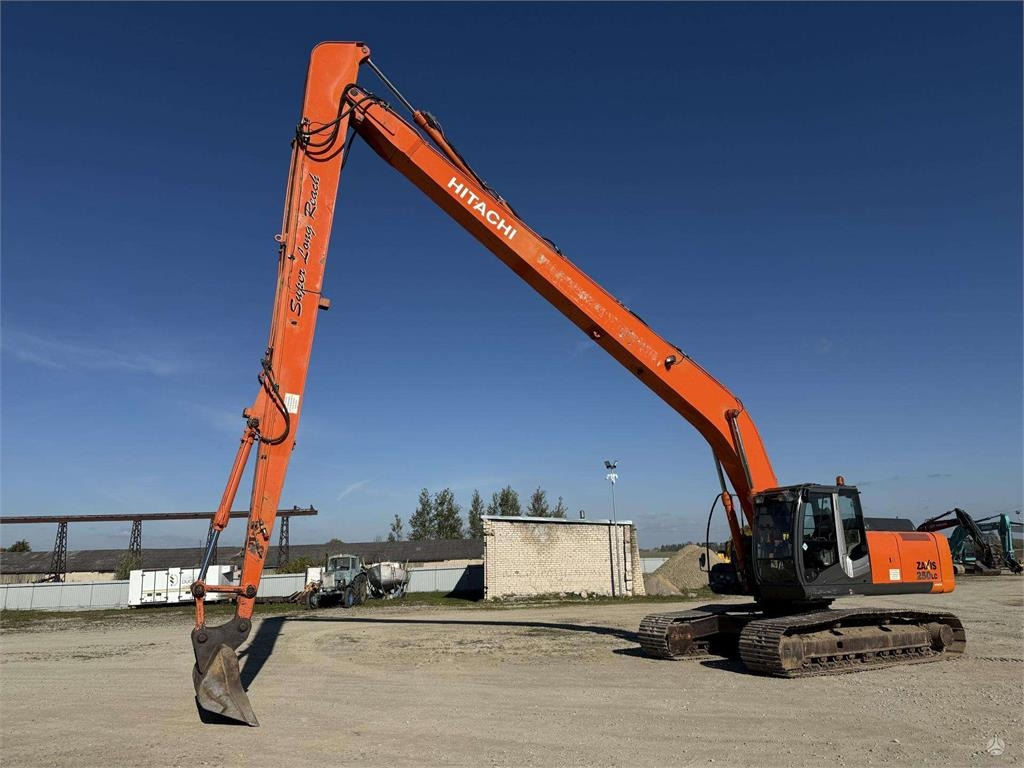 Hitachi ZX 250 LC-3 , 21 M , 800 mm - Ekskavator perayap: gambar 1 Hitachi ZX 250 LC-3 , 21 M , 800 mm - Ekskavator perayap: gambar 1