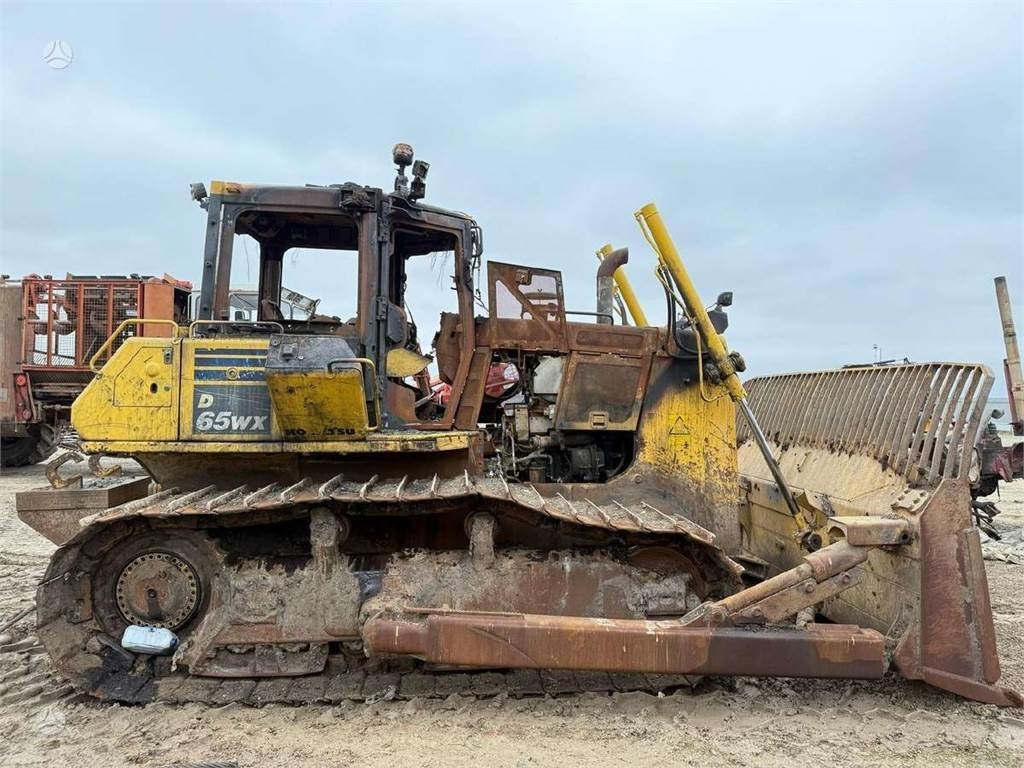 Komatsu D65WX-18 - Bulldozer: gambar 5 Komatsu D65WX-18 - Bulldozer: gambar 5