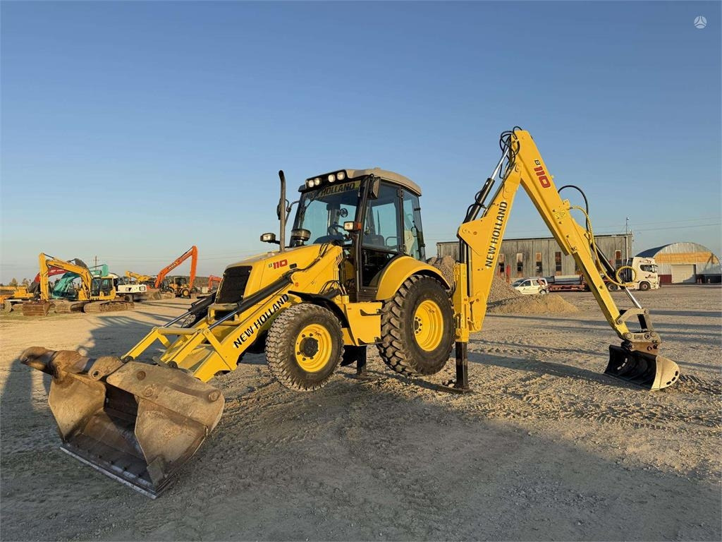 New Holland B 110-4PT , 2 quick couplers - Backhoe loader: gambar 1 New Holland B 110-4PT , 2 quick couplers - Backhoe loader: gambar 1