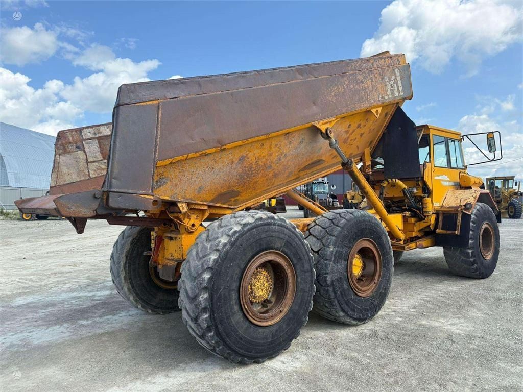 Volvo A25C - Tempat sampah artikulasi: gambar 5 Volvo A25C - Tempat sampah artikulasi: gambar 5