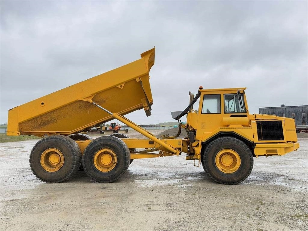 Volvo A25C , Nr.3 , EPA - Tempat sampah artikulasi: gambar 2 Volvo A25C , Nr.3 , EPA - Tempat sampah artikulasi: gambar 2