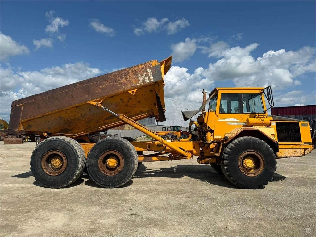 Volvo A25C, Nr. 5 - Tempat sampah artikulasi: gambar 3 Volvo A25C, Nr. 5 - Tempat sampah artikulasi: gambar 3