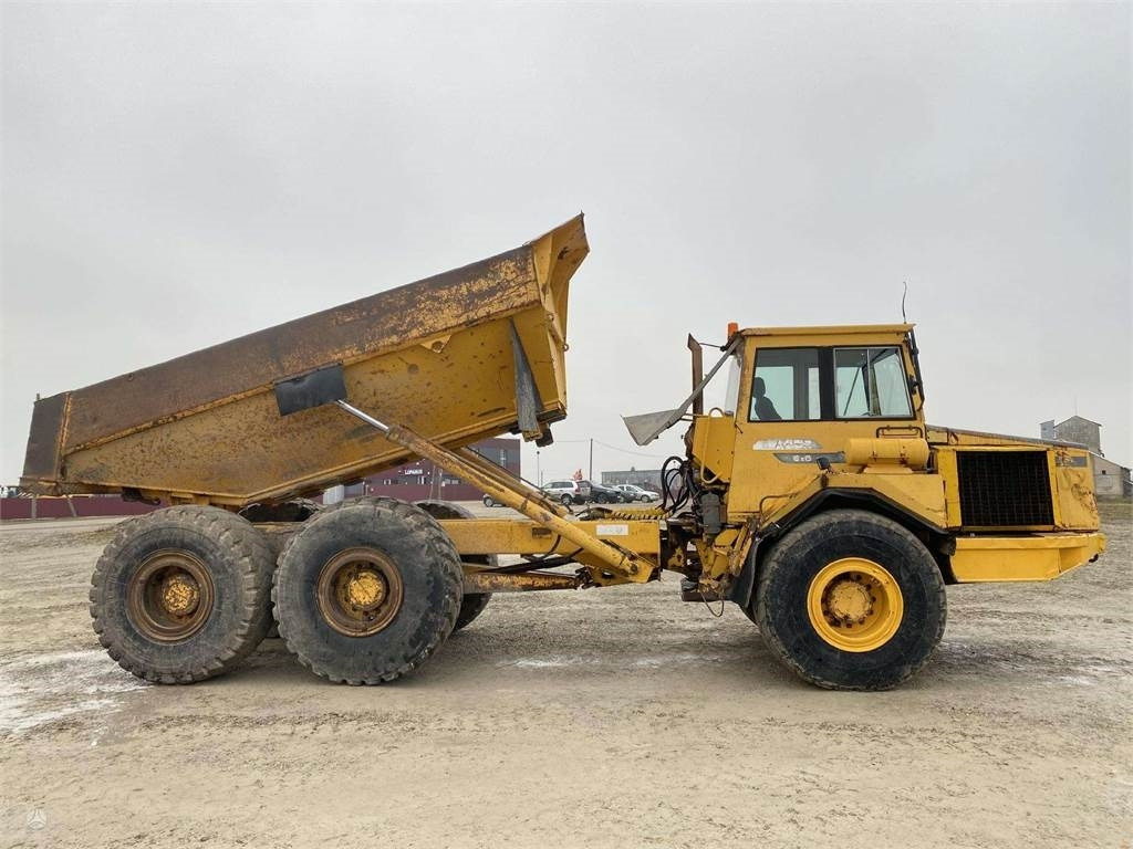 Volvo A25C , Nr.8 - Tempat sampah artikulasi: gambar 2 Volvo A25C , Nr.8 - Tempat sampah artikulasi: gambar 2