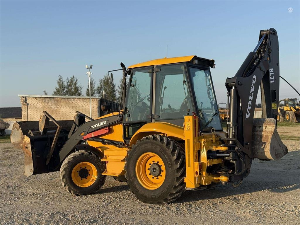 Volvo BL 71 - Backhoe loader: gambar 5 Volvo BL 71 - Backhoe loader: gambar 5