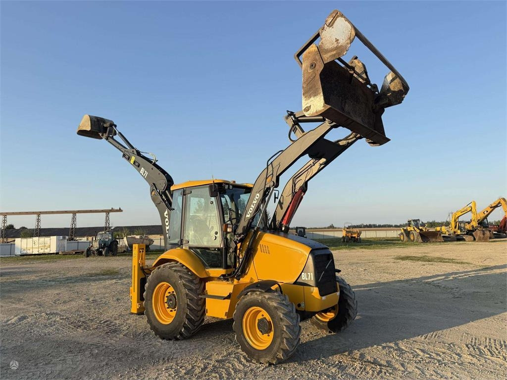 Volvo BL 71 - Backhoe loader: gambar 2 Volvo BL 71 - Backhoe loader: gambar 2