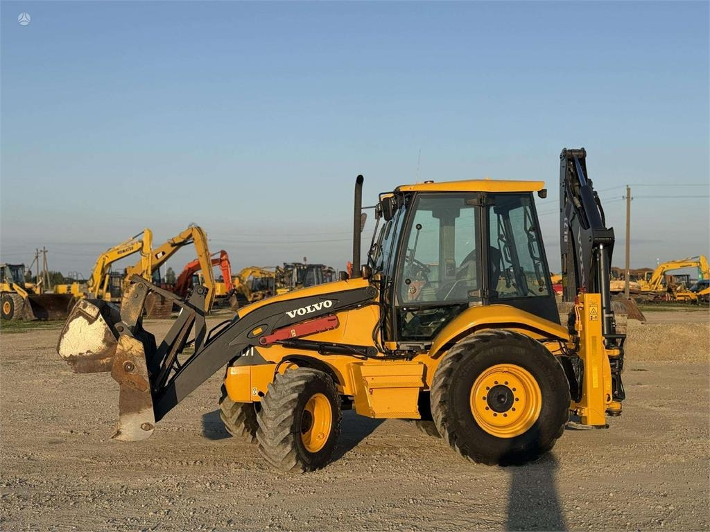 Volvo BL 71 - Backhoe loader: gambar 4 Volvo BL 71 - Backhoe loader: gambar 4